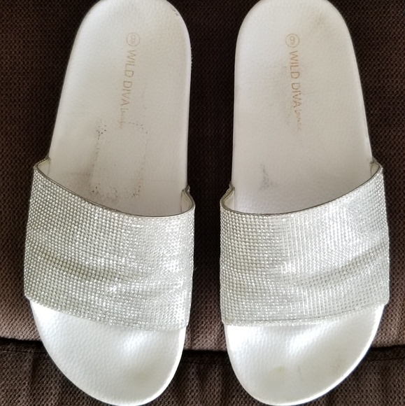 wild diva slides